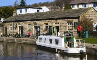 Cafe at the top lock, Bingley