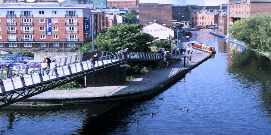 View of bridge on Worcestershire & Birmingham Canal in Birmingham City Centre