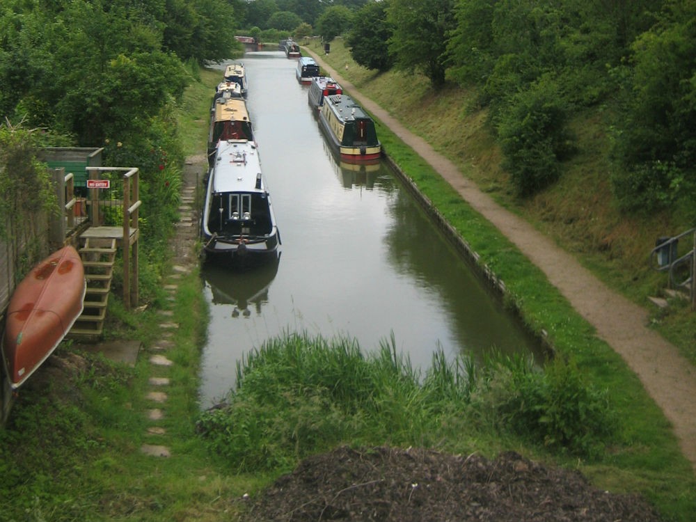 Image showing the Whitchurch Arm of the Llangollen Canal, courtesy of Adrian and Gillian Padfield
