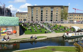 Granary Square, the new Kings Cross canalside place to sit